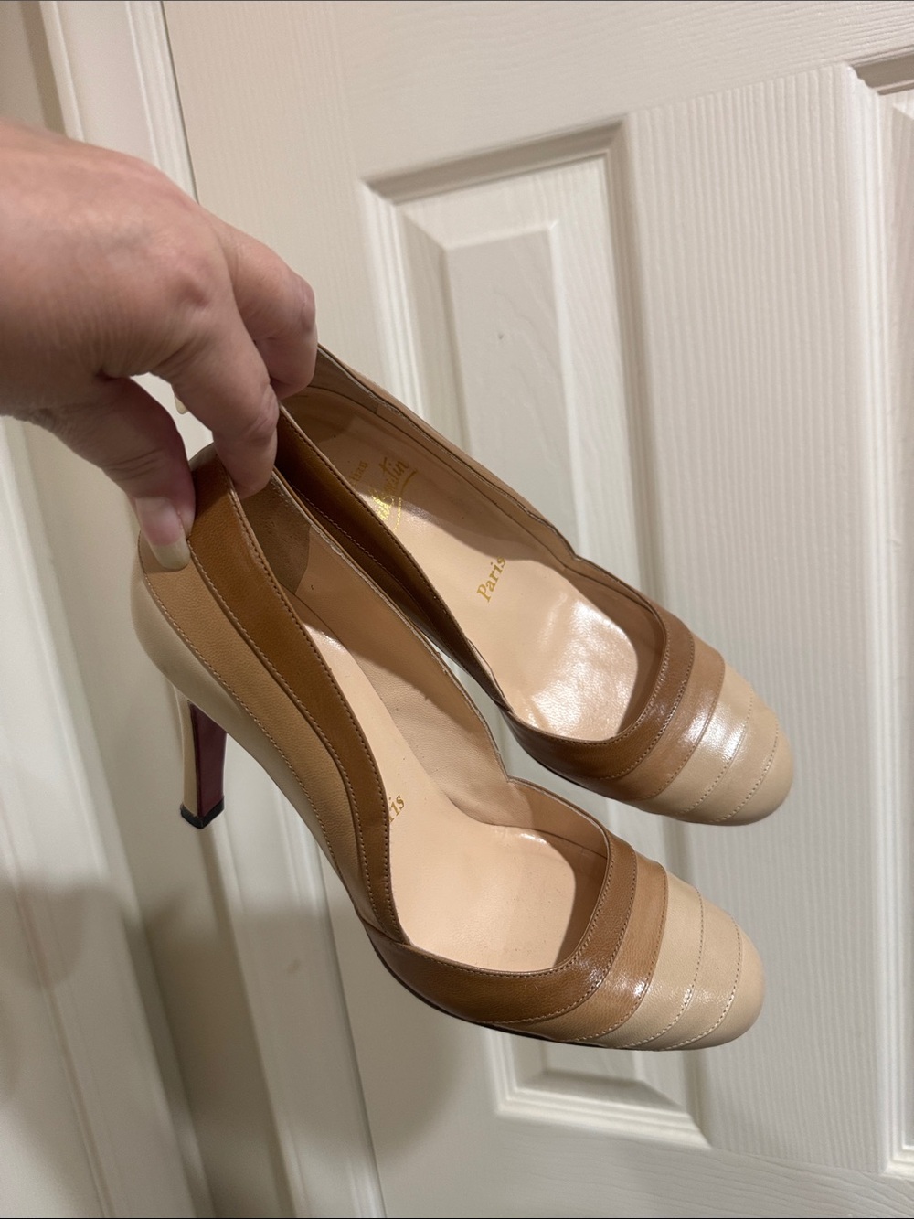 Christian Louboutin/Classic Three-Tone Beige and Darker Cream Women's Heels! 6.5